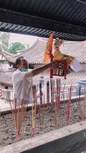 #妈祖 分灵妈祖在正殿香炉前过炉后启程回家，妈祖保佑🙏#妈祖文化