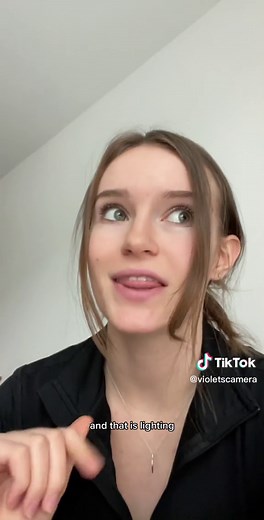 How to take pictures like a pro by understanding your camera settings! #camerasettings #cameras #photography #portraitphotography #HowTo #selfportrait #canonr6