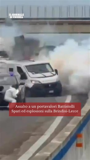 Il Giornale di Vicenza on Instagram: "Ecco una caption Instagram forte e pulita, adatta a un reel con il video dell’assalto: ⸻ 💥 Assalto armato a un portavalori Battistolli sulla Brindisi-Lecce Esplosioni, spari e paura in pieno giorno sulla statale 613, all’altezza di Tuturano. Un commando armato di kalashnikov ed esplosivo ha tentato l’assalto a un portavalori della Battistolli, azienda vicentina. 🚛 Un mezzo incendiato per bloccare la strada, poi l’esplosione delle porte del blindato e un co
