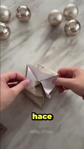 The best technique for wrapping small gifts