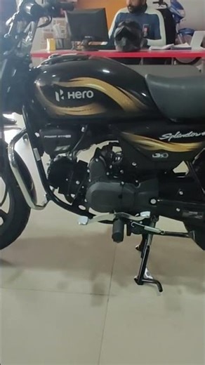 Hero Splendor Plus with Golden Graphic 🚲 #automobile
