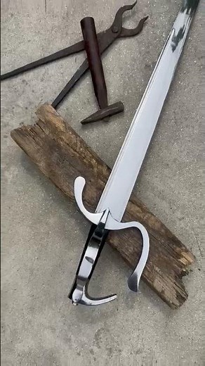 Hand-Forged Renaissance Side Sword — "Wakefield" Swept Hilt | Everest Forge