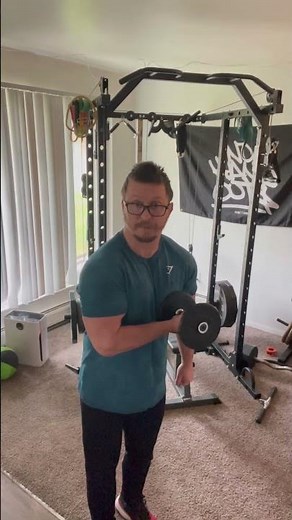 How To Do A Supinated Concentration Curl With A Dumbbell