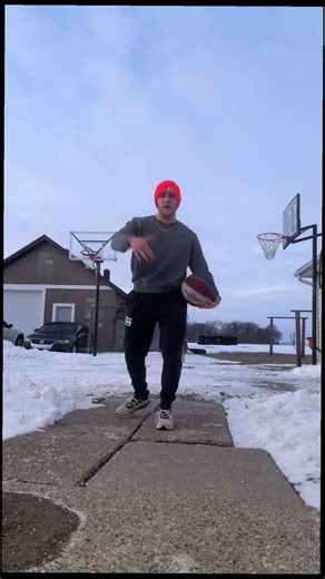 Shot of the day! #fypシ @gymshark @louiestuxshop @WillTennyson @nike @dillonlatham