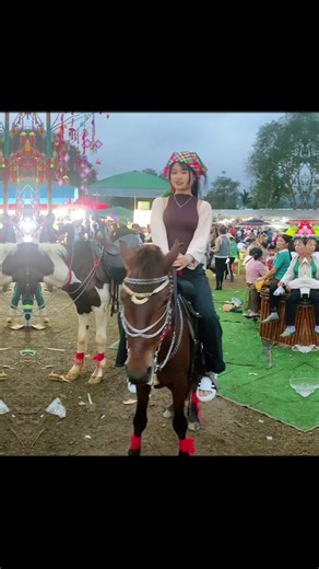 Video của Hoangtiensinh (@hoangtiensinh27) với bản nhạc nhạc nền - DJ Trang Moon