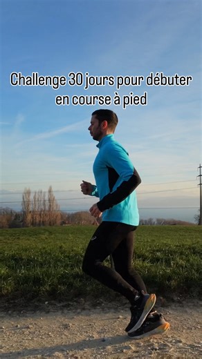 Francisco Ramos on Instagram: "Tu veux commencer la course à pied mais tu ne sais pas par où commencer ? Pas de panique. Voici tout ce que tu dois savoir avant ton premier run, et en bonus les 4 premières semaines d’entraînement👇 📝 Check-list avant de commencer : 🩺 Fais un check-up chez le médecin pour vérifier que tout est ok. 👟 Choisis des chaussures adaptées (idéalement en magasin spécialisé avec analyse de foulée). 👕 Porte des vêtements respirants, évite le coton. 💧 Hydrate-toi avant e