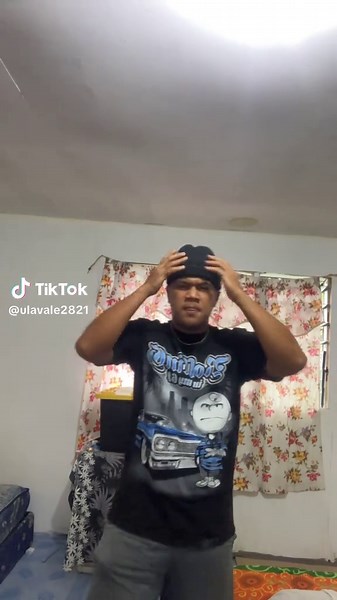 Funny Moments in Scary Movie Scenes