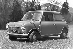 Video: This Is How the Original Mini Was Advertised Back in 1959