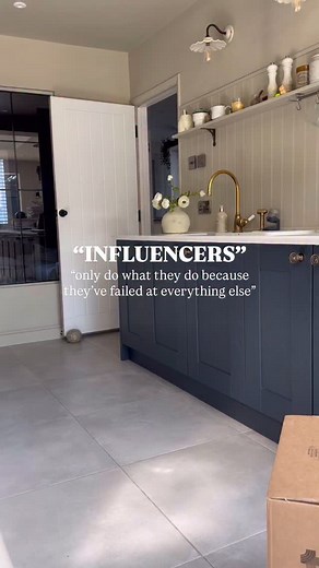 Side note!!!!!! My new kitchen bins are pretty bloody snazzy 😜 and yes that cupboard needed a really good clean! #homedecor #diyhome #diyhomedecor #darkkitchen #kitchenbins | Robyn Stanley