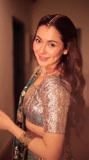 Hania Amir × Chikni Chameli Dance Cover | Killer Moves & Energy! 🔥#haniaaamir #status #viral