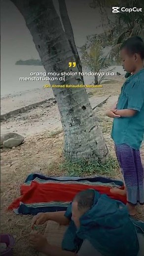 Sholat mencegah dari perbuatan keji dan mungkar