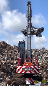 537K views · 2.2K reactions | New Atlas 350MH material handler stock piling a load of metal that had just arrived. | Awesome Earthmovers | Facebook