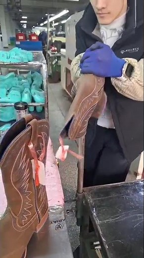 Handmade Cowboy Boots Process | Skilled Craftsman Making Leather Boots
