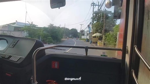 Mở bát ngày đầu tháng trên tuyến 81 mới của Phương Trang 🥳 (Bks: 50E-206.32) || P/s: Trong video quay dính 25345 🐧 🚍 Tuyến xe buýt có trợ giá - MST•81: BXB Chợ Lớn - Lê Minh Xuân 🛣️ Lộ trình🚏 • Lượt đi: BXB Chợ Lớn (Bến A) - Đường Lê Quang Sung - Đường Nguyễn Thị Nhỏ - Đường Hồng Bàng - Đường Bà Hom - Đường Tỉnh Lộ 10 - Đường Trần Văn Giàu - Cầu Xáng - (Rẽ trái vào đường Vườn Thơm) - Đường Vườn Thơm - Bến Lê Minh Xuân (Cuối đường Vườn Thơm) • Lượt về: Bến Lê Minh Xuân (Cuối đường Vườn Thơm)