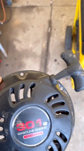 26K views · 311 reactions | I picked up a Free Generator left out for trash 樂 Will it run? #reelsvideo #free #onemanstrashisanothermanstreasure #smallengine #generator #repair #howto #troubleshooting #fixit #curbalert #diy #fyp | Buildadadgarage | Facebook