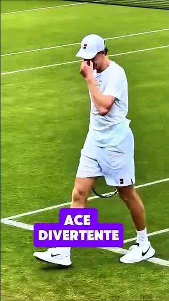 La reazione di Sinner dopo l'ace è da non perdere! 😂🎾 #Tennis #Sinner