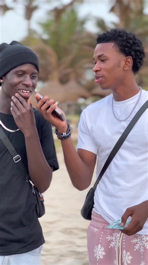 Answer three questions and win money…😃🤩#fypシ #viral #interview #gambian_tiktok🇬🇲🇬🇲 #senegalaise_tik_tok🇸🇳pourtoichallenge