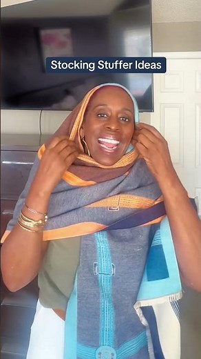 10 Fun Stocking Stuffer Ideas Under $20! 🎁✨