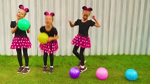 Five Little Minnie Mouse Jumping On The Bed with Inflatable toys Colors | UXU