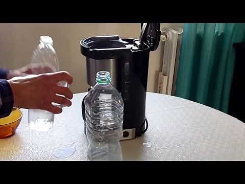 comment détartrer la cafetière électrique pour que l'eau coule correctement avec du vinaigre