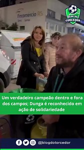 552K views · 50K reactions | DE SE EMOCIONAR!  Dunga, campeão do mundo pela Seleção Brasileira em 1994, lidera a Seleção do Bem 8, que fornece sanduíches, chocolate quente e frutas a quem mais necessita pra amenizar o frio em Porto Alegre (RS). Reprodução: selecaodobem8 #dunga #seleçaodobem #seleçãobrasileira #futebol #esportes #cm | Blog do Torcedor | Facebook