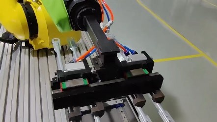 机器人带工件负载的碰撞检测，稳定且灵敏！