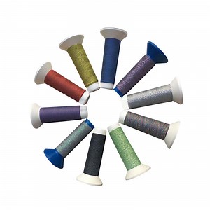 [Hot Item] High Light Reflective Weaving Thread Reflective Knitting Yarn for Sweater/Scarf/Shoes