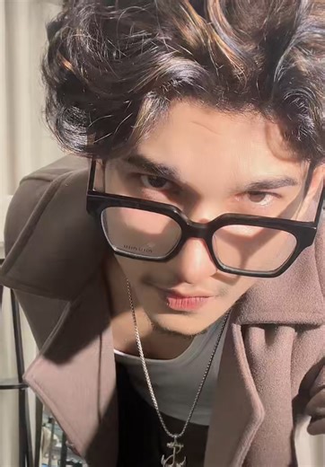 Stylish Outfit Inspiration from Marooned Clothing