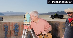 A Nobel-Winning Economist Goes to Burning Man