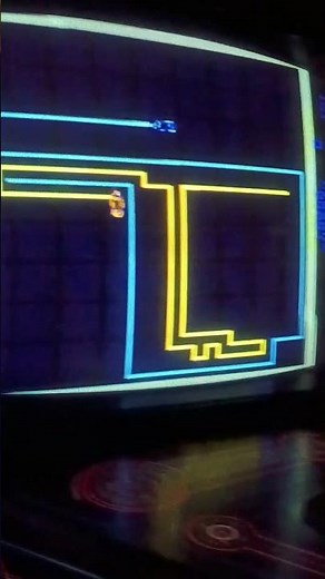 Tron arcade game 1982 cycles