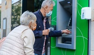 Nationwide issues scam alert as Britons targeted by ‘cash trapping’