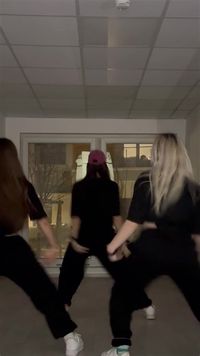 Mashenka (@mashenka._.k) videója, benne: BOLO penomeco - LEA