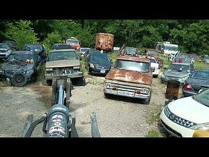 Muddy Boots Car Crushing 🤠👍