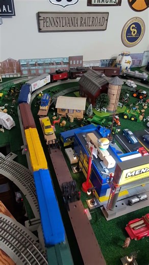 A long doubleheader train meet #subscribe #train #modeltrains #video #railroad #watch