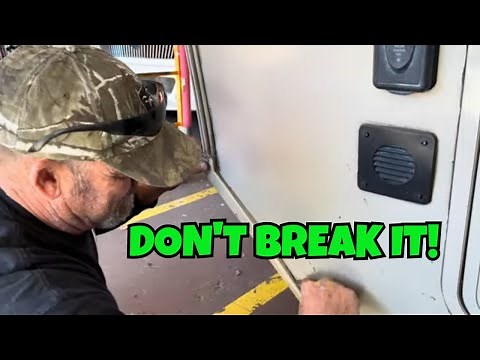 Watch This Pro Remove RV Sealant Without Breaking Anything! - Grand Design RV