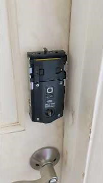 Kwikset 913 electronic bolt lock just keeps trying to unlock forever