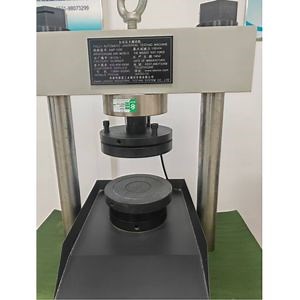 [Hot Item] Meilleur Prix 100kN-300kN Machine d'Essai de Compression Triaxiale de Bureau Matest avec CE