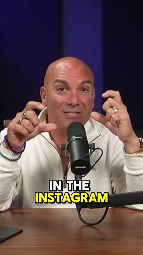 Boost IG Story Engagement with This Simple Poll Strategy