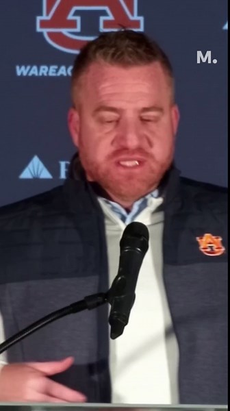 Alex Golesh recaps retaining Auburn football DC DJ Durkin | Video