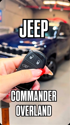Project cars on Instagram: "🚙 Jeep Commander Overland 2025 📍 Solo 2.300 km – Estado IMPECABLE Unidad prácticamente a estrenar, versión Overland, la más equipada de la línea. Ideal para quienes buscan confort premium, presencia y tecnología en un SUV de primer nivel. ✨ Detalles destacados ✔️ Año 2025 ✔️ 2.300 km reales ✔️ Versión Overland ✔️ Estado impecable, sin detalles ✔️ Interior y exterior como nuevo ✔️ Confort, seguridad y tecnología de alta gama ✔️ Lista para transferir y disfrutar 🔍 Un