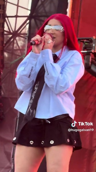 De La Rose: Canciones y Remixes en Flow Fest