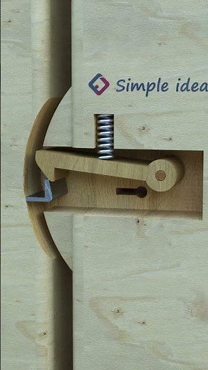 Automatic sliding gate locks, latch