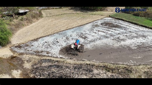 10K views · 204 reactions | Redefine Farming The right tractor always brings progress to the farmer. Hear it from Mr. Balaraj the unique capabilities of New Holland that is making the lives of farmer like him easy and convenient. #CustomerTestimonial #NewHolland | New Holland Agriculture | Facebook