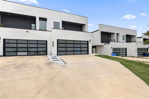 21515 Patton Ave #2, Lago Vista, TX 78645 - MLS 9807295 - Coldwell Banker