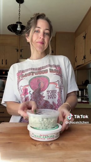 Delicious Cracked Black Pepper Steakhouse Wedge Salad Recipe