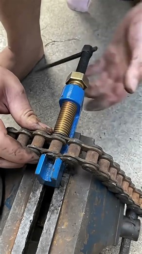 Electric Drill Trick | Remove Chains Fast and Easily