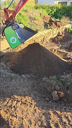 Mikro Stern - Sieblöffel, Siebschaufel, im Einsatz an Minibagger