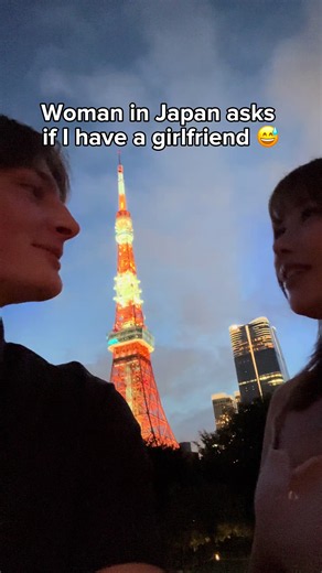 All alone 😓 #kawaiigirl #japanesegirl #cutegirl #tokyotower #国際カップル | japanese language