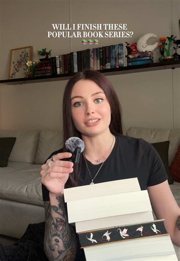 My biggest red flag as a reader: I have a hard time finishing series 🥲 #bookseries #dnf #booktok #booktokbooks