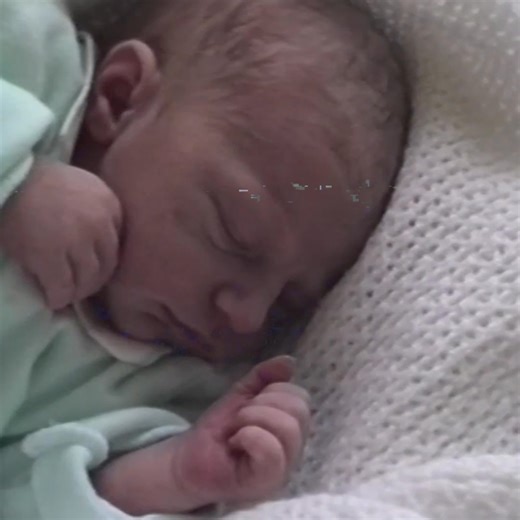 With Mencap’s help, Emily finally got a paid job. But shockingly, less than 5% of people with a learning disability are in paid work. Will you help ensure more people like Emily hear a YES? A gift today could help someone like Emily secure their dream job. | Mencap